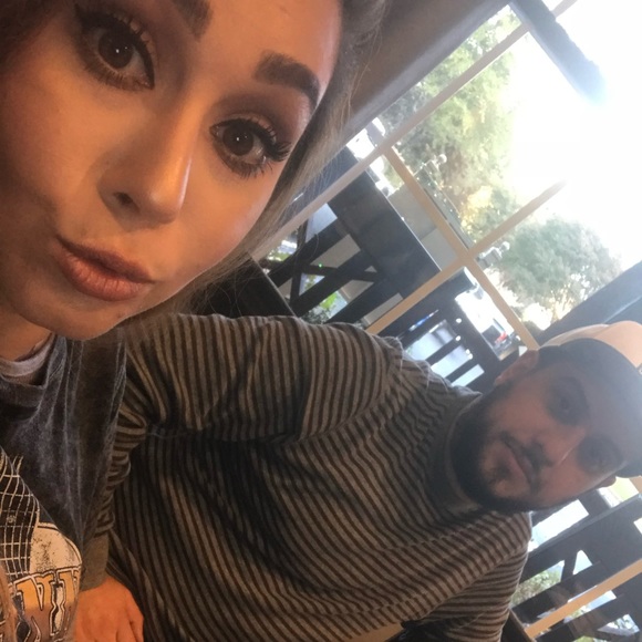 COPY - Meet your Posher, Sophia - Picture 1 of 5